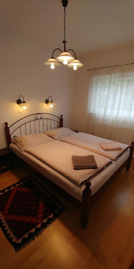 Aramis 3 Apartments เฮวิซ ภายนอก รูปภาพ