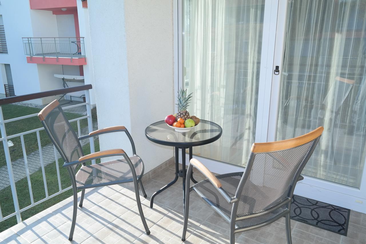 Aramis 3 Apartments เฮวิซ ภายนอก รูปภาพ